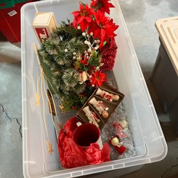 Assorted Holiday Decor (Garage)