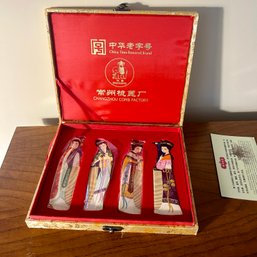 Decorative Wooden Japanese Hair Combs In Box (Up)