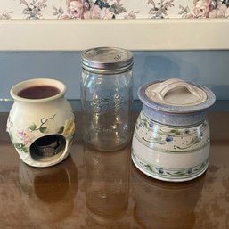 Yankee Candle Wax Burner, Ball Jar & Pottery Jar Lot (Dining Room)