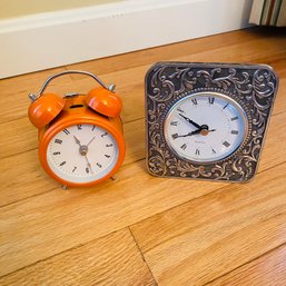 Small Decorative Clocks Lot (Dining Room)