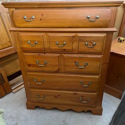 Solid Wood Tall Vaughan Bassett Five-Drawer Dresser (Bedroom)