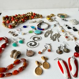 Costume Jewelry Lot (IS)