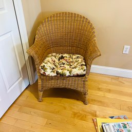 Wicker Chair With Seat Cushion (loft)