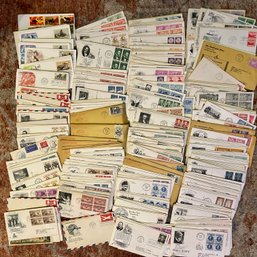 Philately: Hundreds Of 'First Day Issue' Stamped Envelopes, Mostly 1950s (IS)