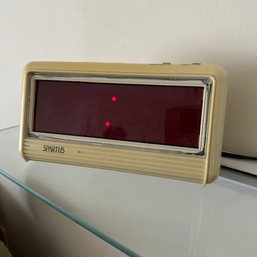 Vintage Spartus Alarm Clock (Up2)