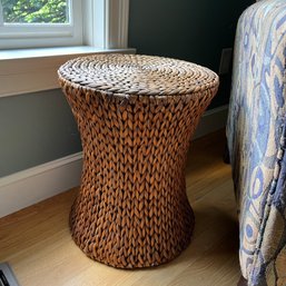 Cute Woven Side Table (LR)