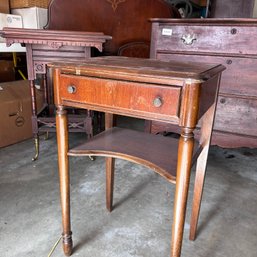Antique Wooden Side Table (garage) (42637)