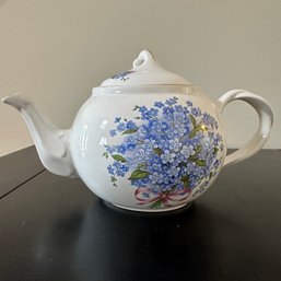 Arthur Wood & Son, England, Beautiful Vintage Tea Pot (DR)