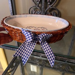 Cute Cottage Themed Ceramic Oval Dish In Wicker Basket (Kitchen)