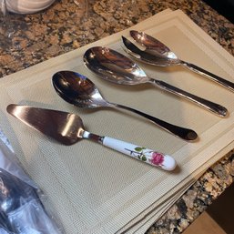 4 Stainless Steel Serving Spoons, Fork & Pie Server (Kitchen)