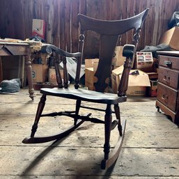 Solid Wood Vintage Rocking Chair Buffalo New York (zone 5)