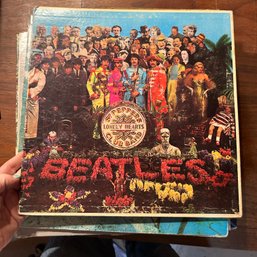 Vintage Vinyl Record Lot: BEATLES, Dylan, S&G, PPM, And More (BSMT)