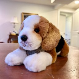 YOMIKO CLASSICS Stuffed Beagle Dog Plush Toy (BSMT)