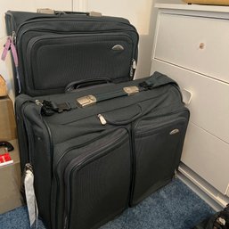 Samsonite Luggage Set (attic Closet)