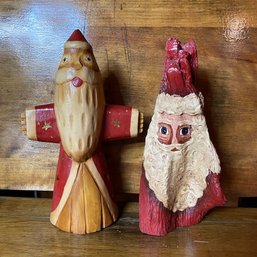 Pair Of Unique Vintage Wooden Painted Santas (Basement 2)