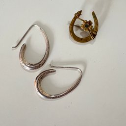 Vintage Brooch And Silver Earrings (KM)