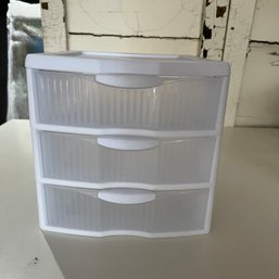 Small Plastic Drawer Storage Unit (OA)