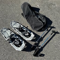 Like-New LL Bean Winter Walker 26 Snowshoes And Poles In Carrying Bag (Garage)
