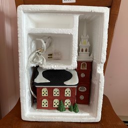 Department 56 New England Village Series 'Old North Church' (Bedroom 1)