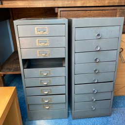 Pair Of Metal Storage Cabinets (missing 1 Drawer) Garage