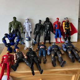 Action Figure Lot (NK)