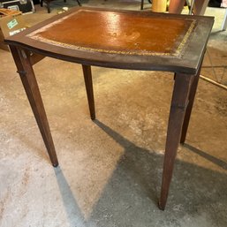Vintage Side Table - Missing Components (BSMT)