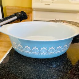 Vintage Blue Tulip Pyrex 1.5 Quart Casserole Dish (Kitchen)