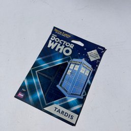 Doctor Who Tardis 3d Metal Model Kit (JS)