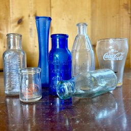 Lot Of Vintage Blue And Clear Glass Medicine Bottles, Creamer Mini Bottle, Coca Cola Glass, Vase (GarUP)