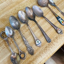 Mixed Lot Of Small Vintage Spoons, NH, Florida, Maine, Canada (Kitchen)