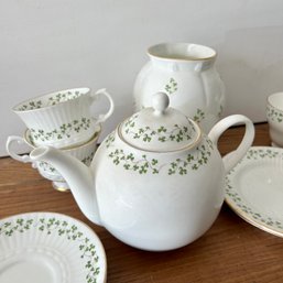 ROYAL TARA Irish Bone China Teapot, Cups, Saucers, Etc (Shelf) MB2