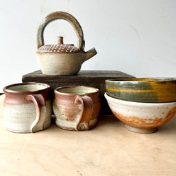 Lovely Art Pottery Collection (DC)