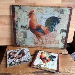 Glass Chicken Cutting Board With Two Square Rooster Trivets, Wall Plaques (Lroom)