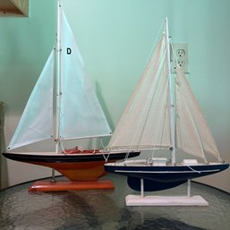 Pair Of Sailboat Models (apt)