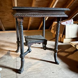 Vintage Wooden Black Painted End Table (attic)