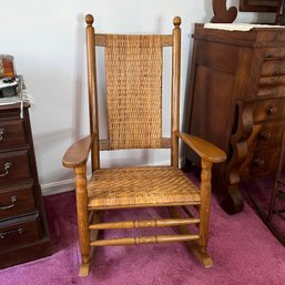 Vintage Rocking Chair (Garage)