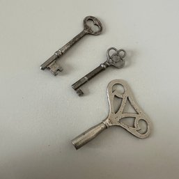 Vintage Key Lot (Bedroom 2)