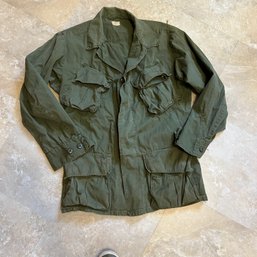 Vintage 1967 Vietnam War Green Canvas Jacket With Lettering On Back (Blue BR)