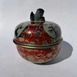 Vintage Japanese Porcelain Trinket Box Jewelry Box (LH)