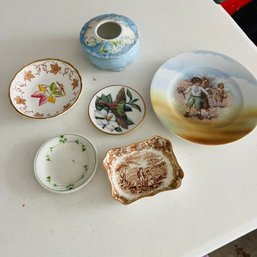 Small Vintage Ceramic Dishes (NK)