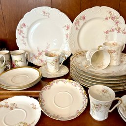 Large Collection Of HAVILAND LIMOGES FRANCE China (DR)