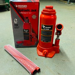 Husky 6 Ton Hydraulic Bottle Jack - Like New!