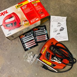 Skil Jigsaw Tool, 3.5 Amp With New Blades - Like New!