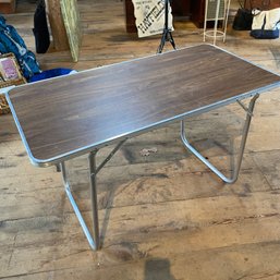 Vintage 4' Wide Faux Wood & Aluminum Folding Table (Barn)