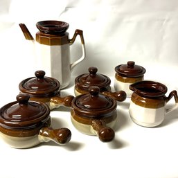 Lovely Set Of 12 Stoneware Pieces, Very Good Condition (BSMT) 62446