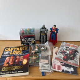 Collectibles Lot: Comics, Wizard Cards, Superhero Figures, Etc. (NK)