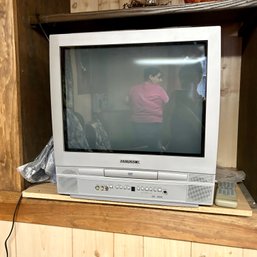 MAGNAVOX Combo DVD/TV Unit With Remote (BSMT)