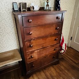 Vintage Dresser (Bedroom 2)