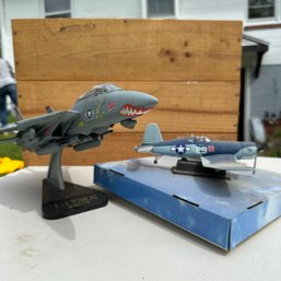 Pair Of Model Fighter Jets (Garage 2)