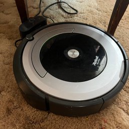 IRobot Roomba 690 With Charging Dock (LR)